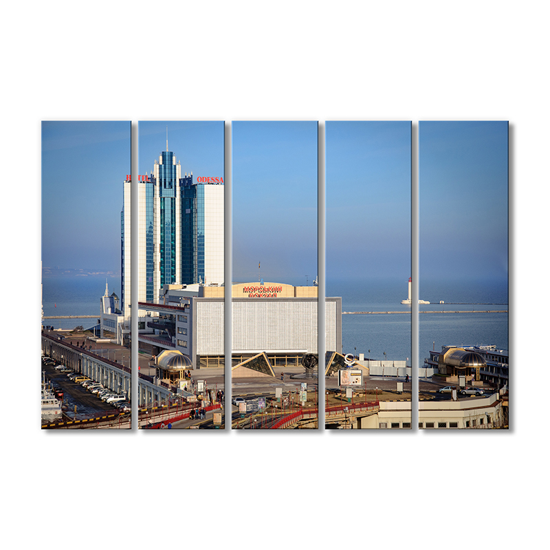 

Модульная картина Artel «Морвокзал маяк Одесса» 5 модулей 90x135 см