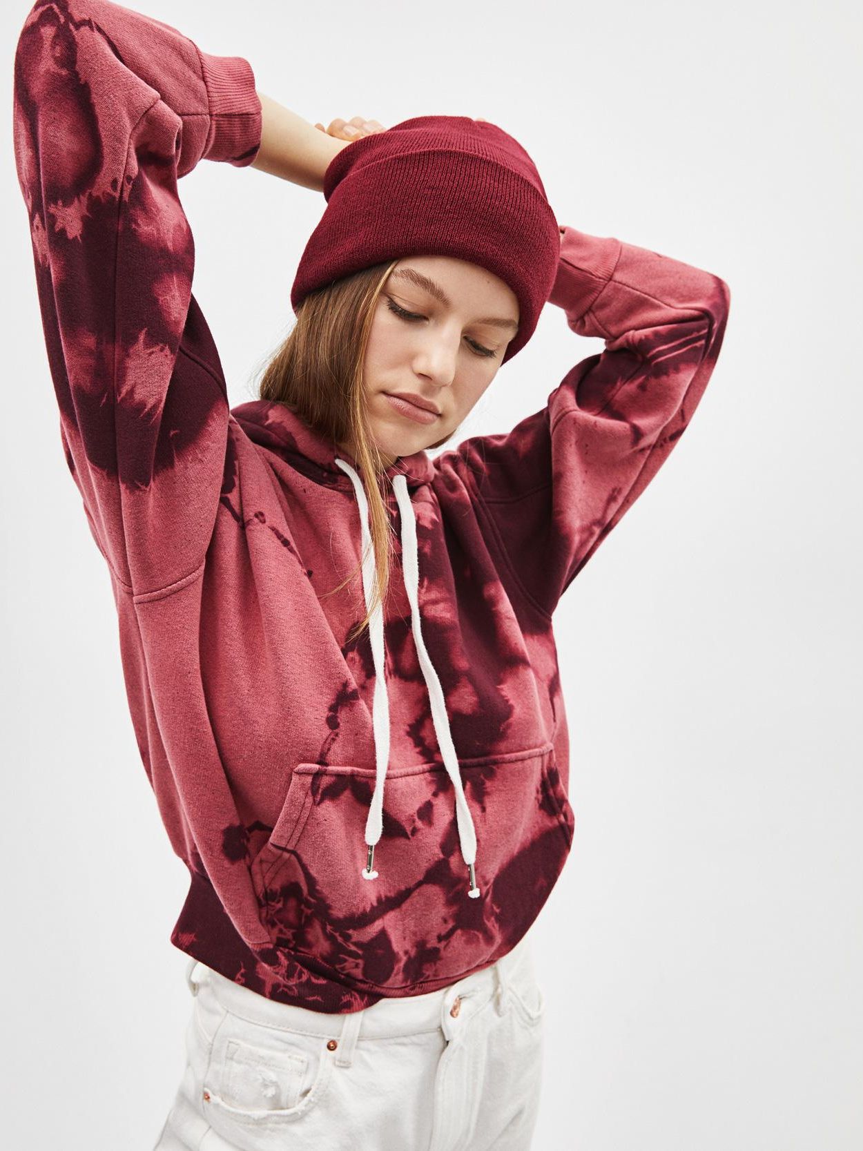 

Худи Bershka XAZ220085TKMP XS Бордовое