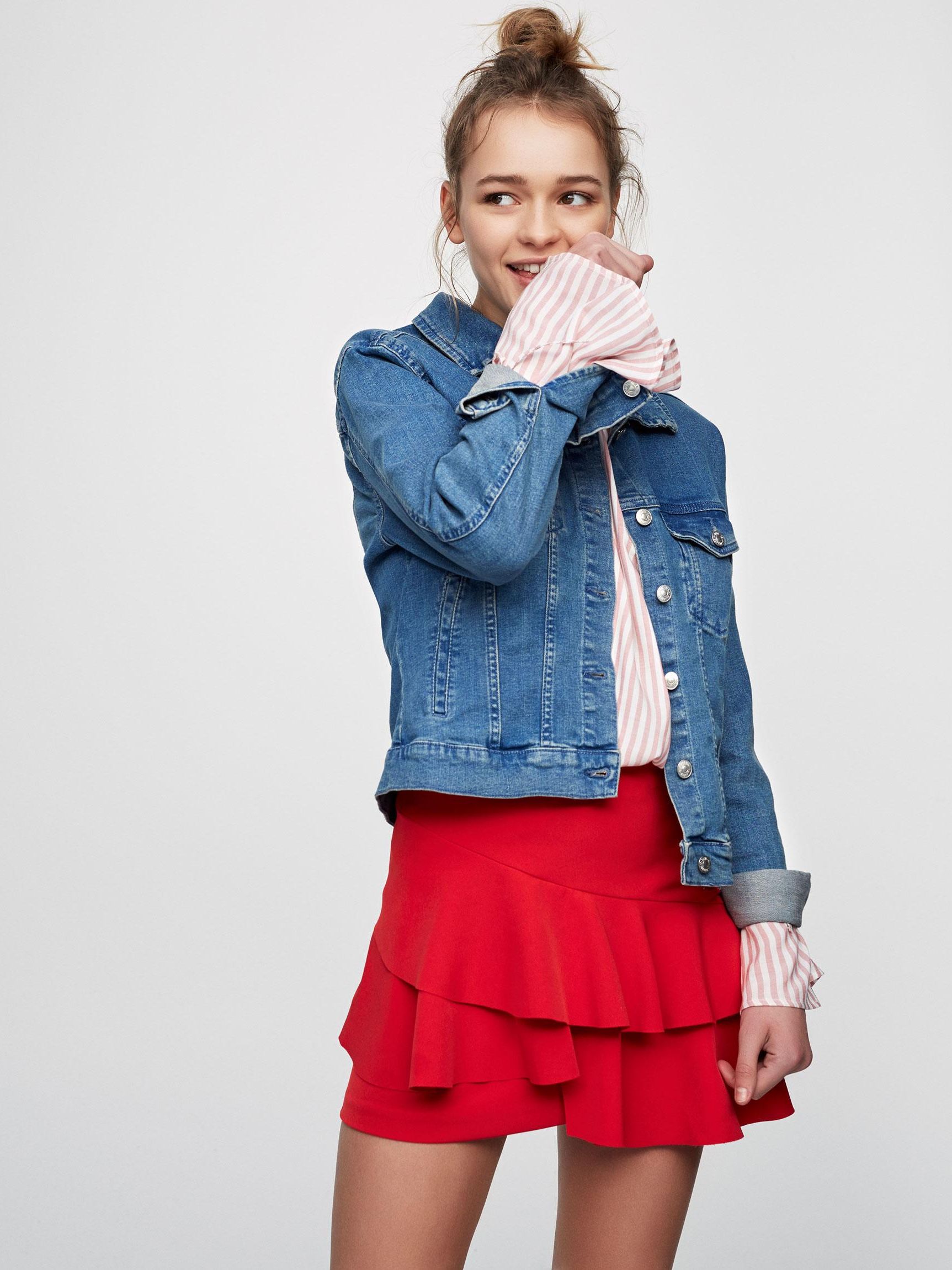 

Джинсовая куртка Pull & Bear XAZ221560ZXKV L Джинсовая