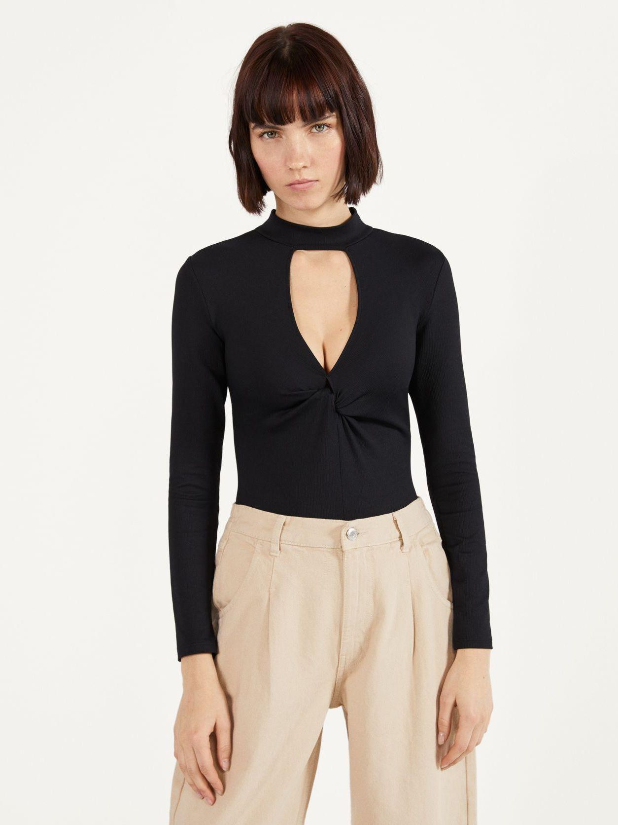 

Боди-блузка Bershka XAZ262136HSQB XS Черная