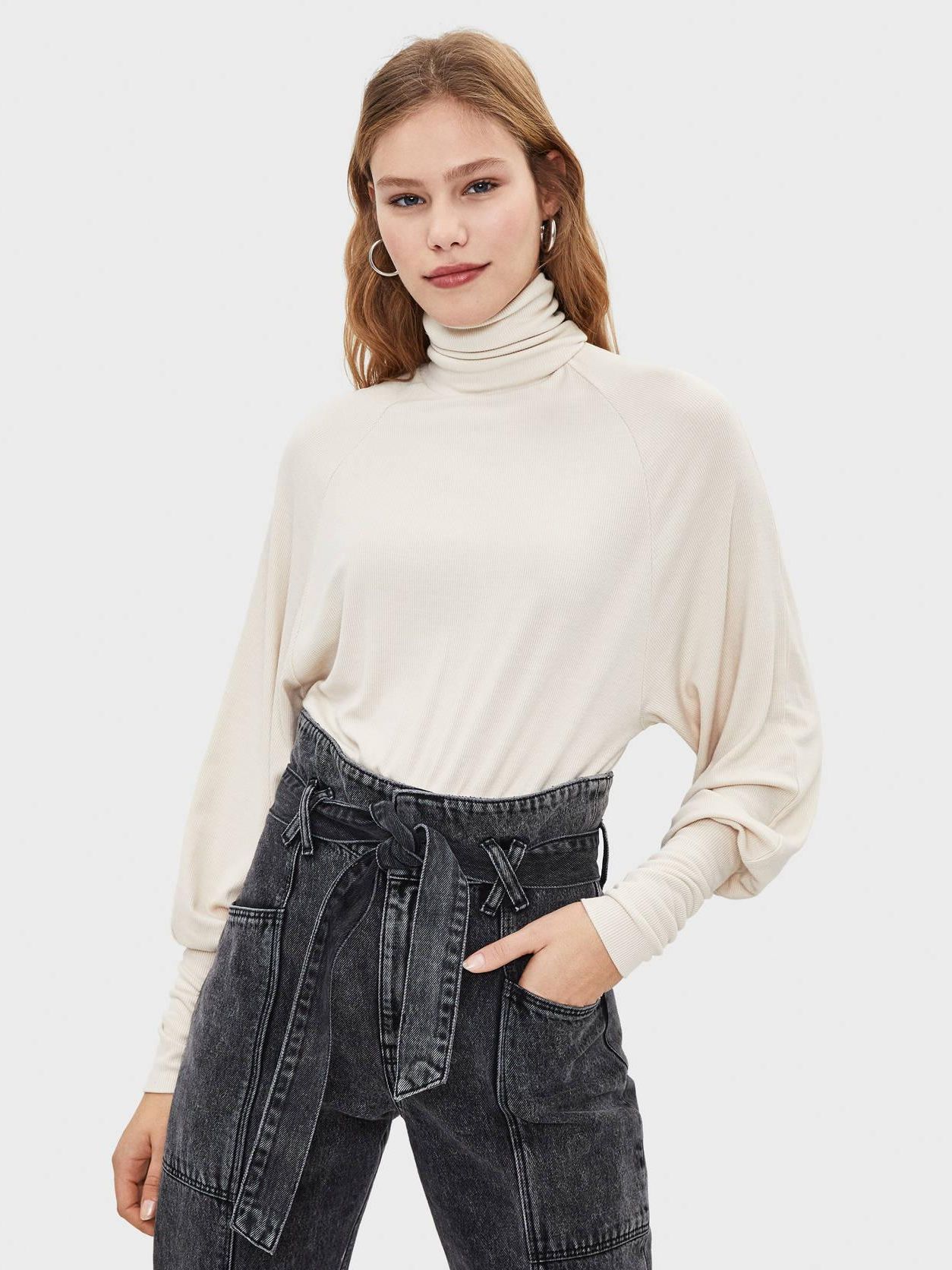 

Водолазка Bershka XAZ263068WYAY M Светло-бежевая