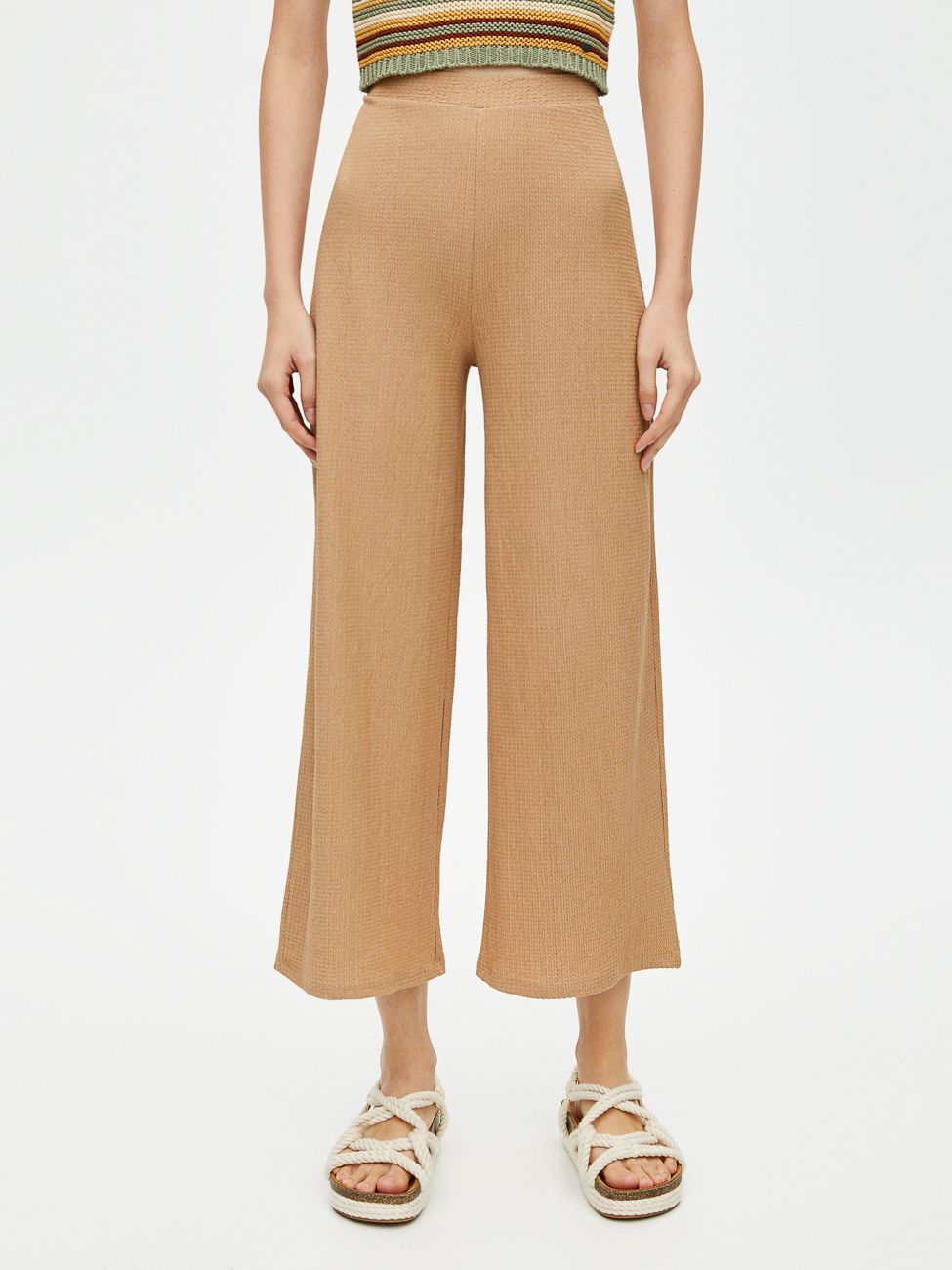 

Брюки Pull & Bear 5679/347/707  Бежевые, Брюки Pull & Bear 5679/347/707 L Бежевые