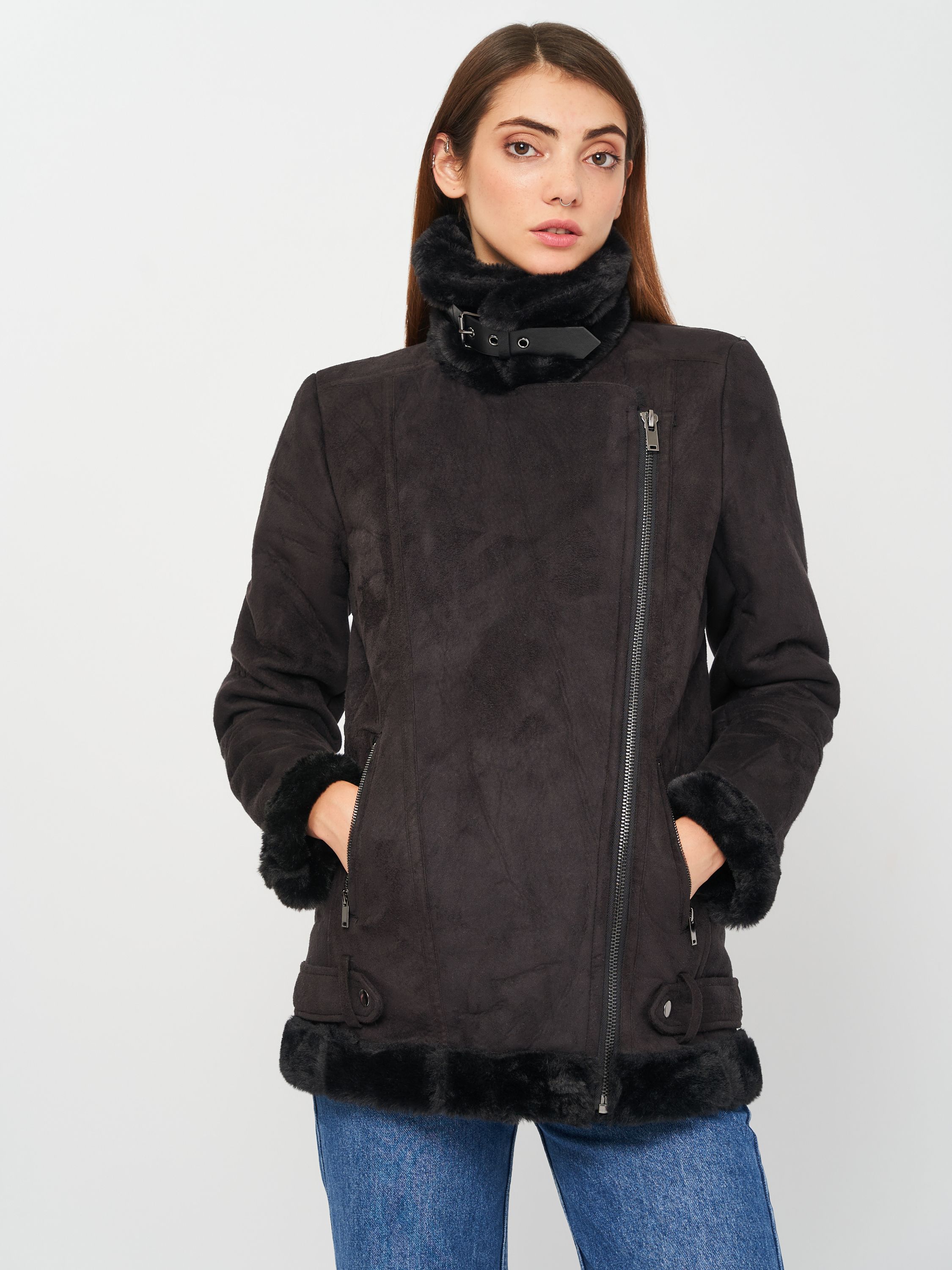 

Дубленка Stradivarius 5738/738/001 S Черная