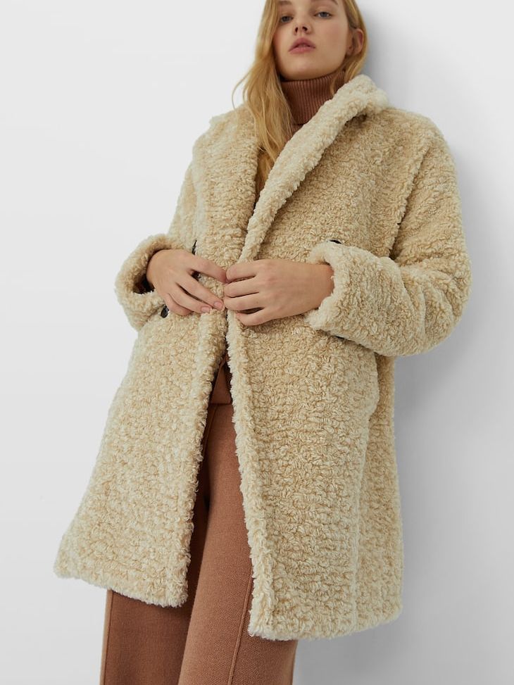 

Шуба Stradivarius 5835/835/004 M Бежевая