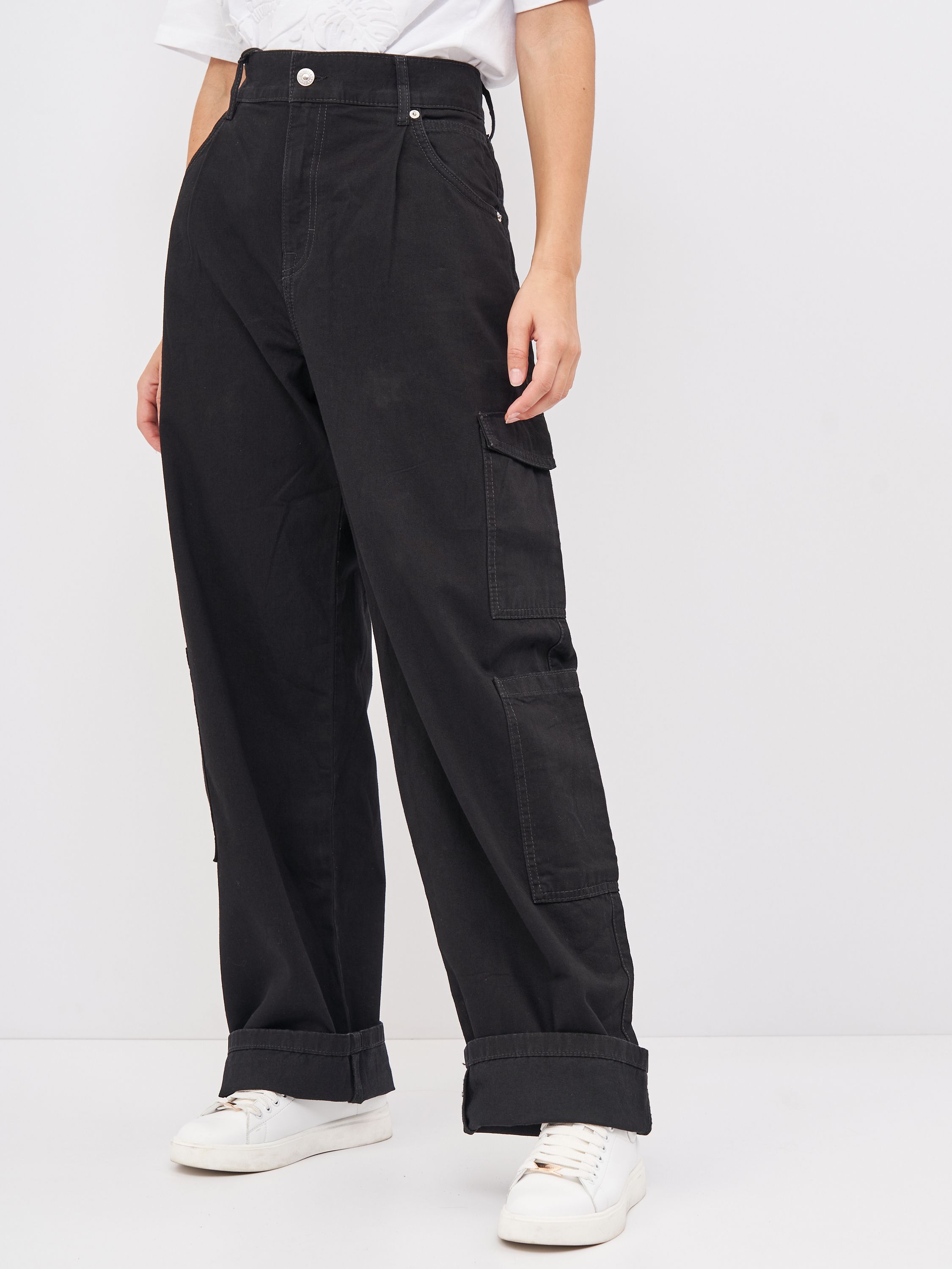

Джинсы Pull & Bear 5678/303/800 36 Черные
