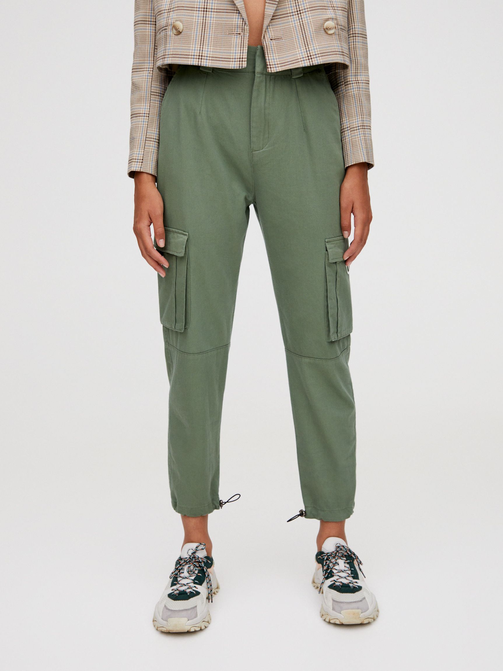 

Брюки Pull & Bear 9671/311/506 L Зеленые