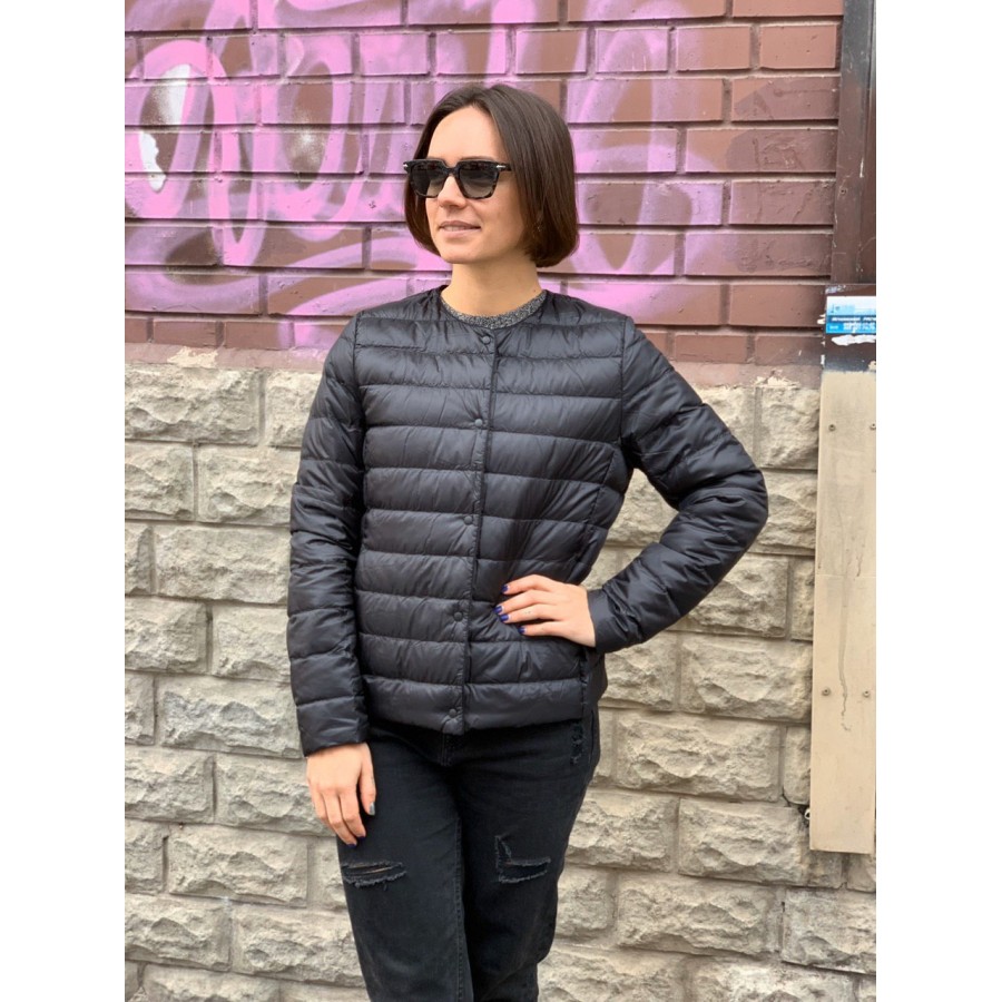

Куртка Uniqlo ультралегкая М черная 3890