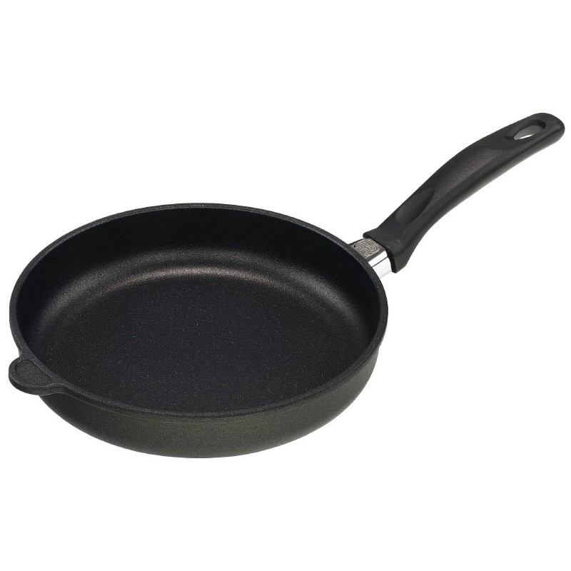 

Сковорода без крышки AMT GastroGuss AMT 20см 520-E-Z2