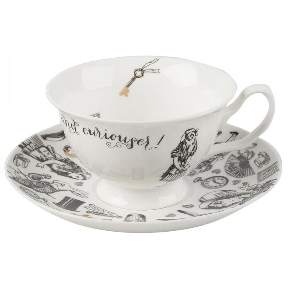 

Чашка чайная с блюдцем V & A Alice in Wonderland 250мл VA5200018