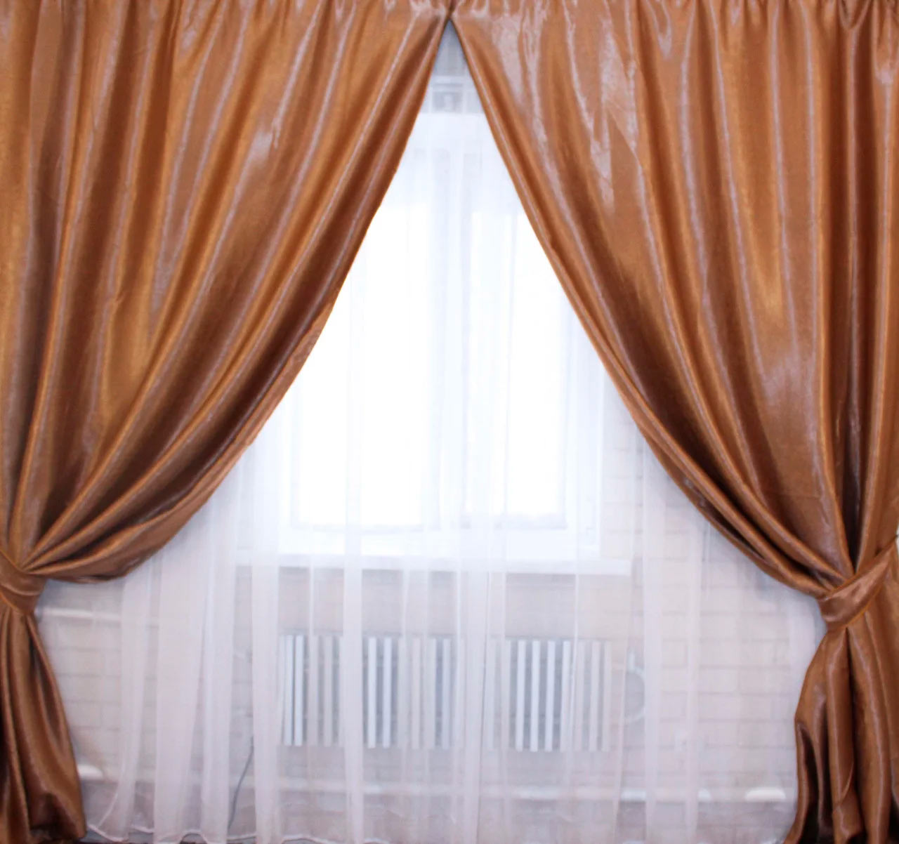 

Шторы VR-Textil блэкаут Софт коричневые 2 шт 1,5 × 2,7 м (2155)