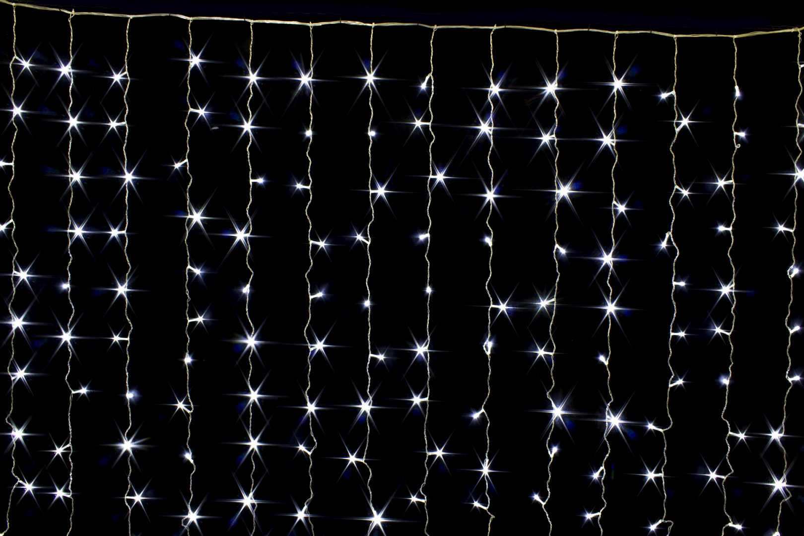 

Гирлянда светодиодная Занавес для помещения Белая 2*1,5 м. 200 LED от сети прозрачный провод