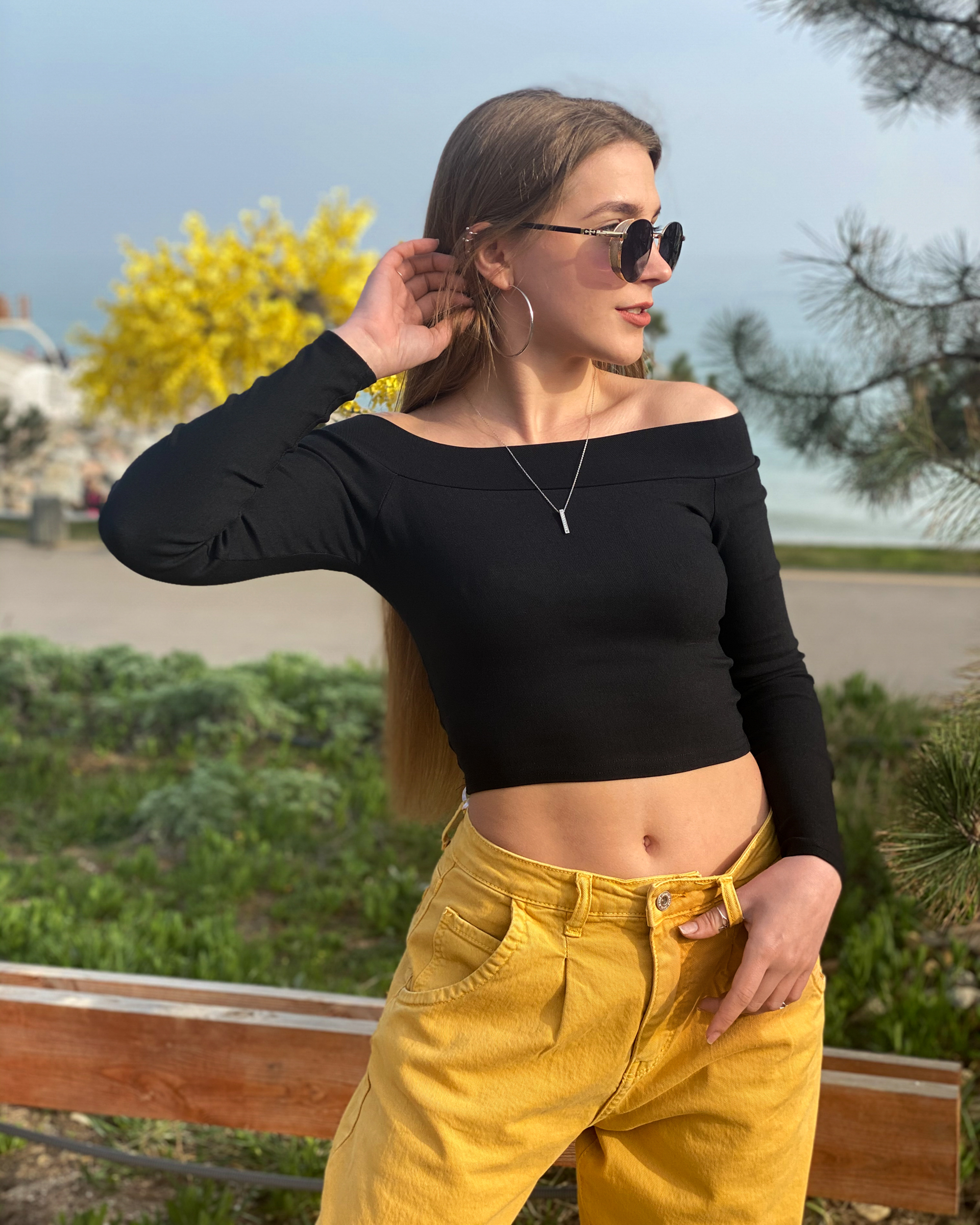 

Кроп-топ с длинным рукавом и открытыми плечами стрейч Just Style Черный, Кроп-топ с длинным рукавом и открытыми плечами стрейч Just Style Черный 42