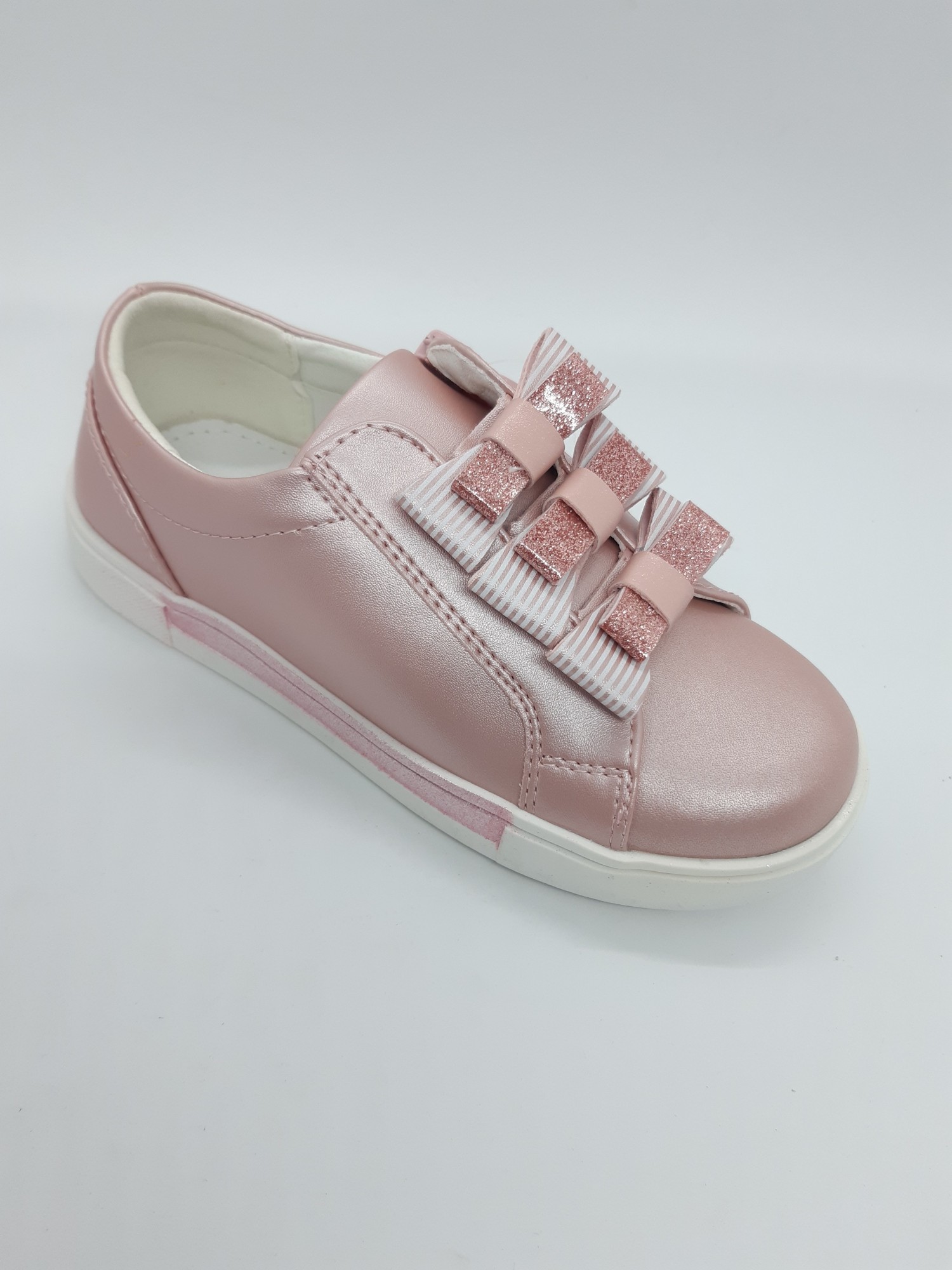 

Кроссовки на девочку Сказка розовые с бантиками на молнии Kr-0041 31 20,5 см