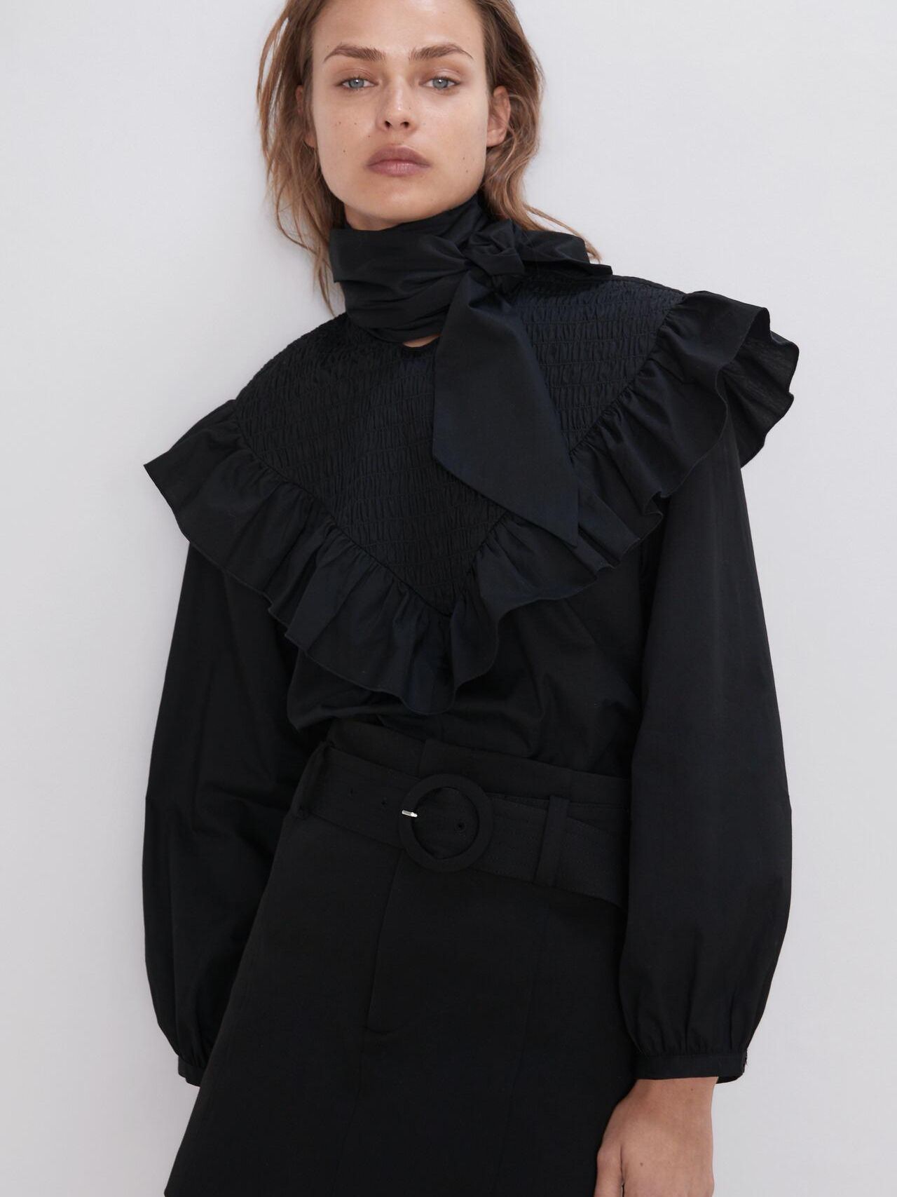 

Блузка Zara XAZ239878UAPU  Черная, Блузка Zara XAZ239878UAPU XL Черная