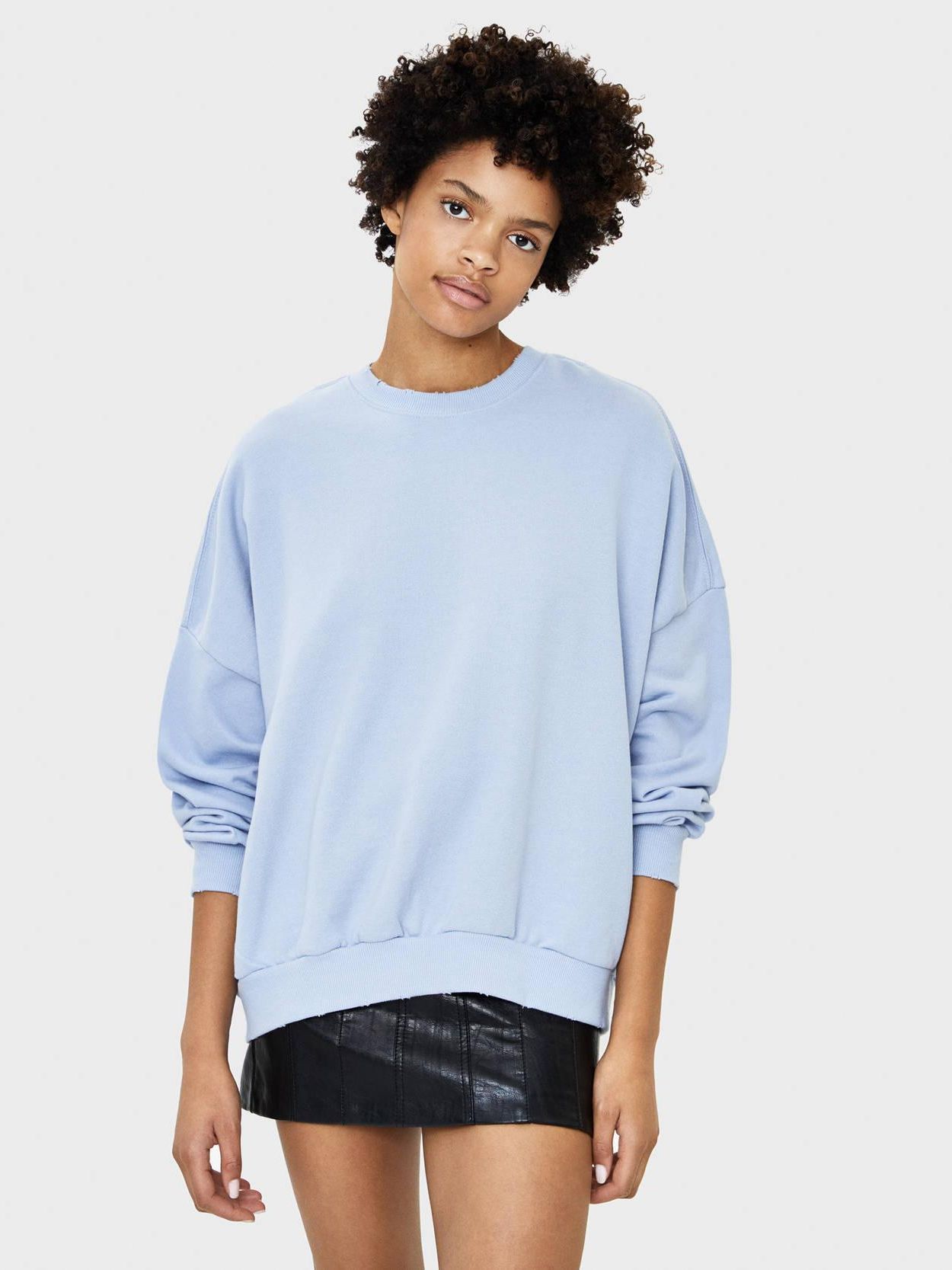 

Свитшот Bershka XAZ266516GAPD  Голубой, Свитшот Bershka XAZ266516GAPD L Голубой
