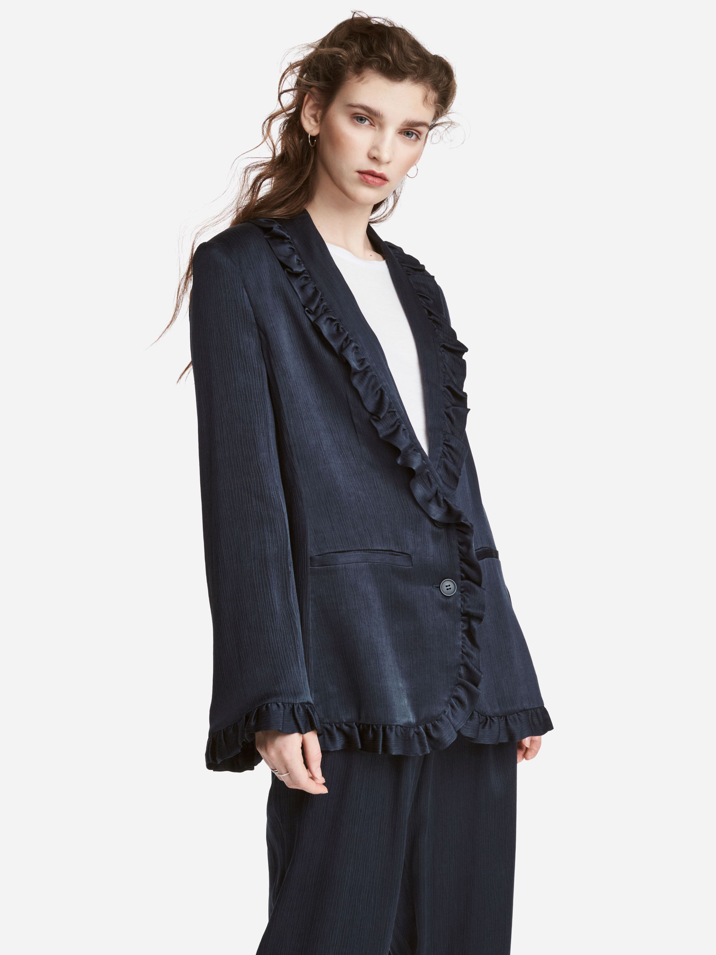 

Жакет H&M XAZ060824IHRQ  Темно-синий, Жакет H&M XAZ060824IHRQ 38 Темно-синий