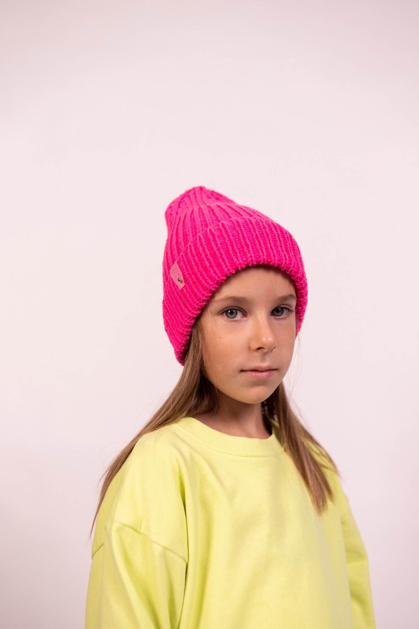 

Шапка детская Hats_with_love 55 Малиновая