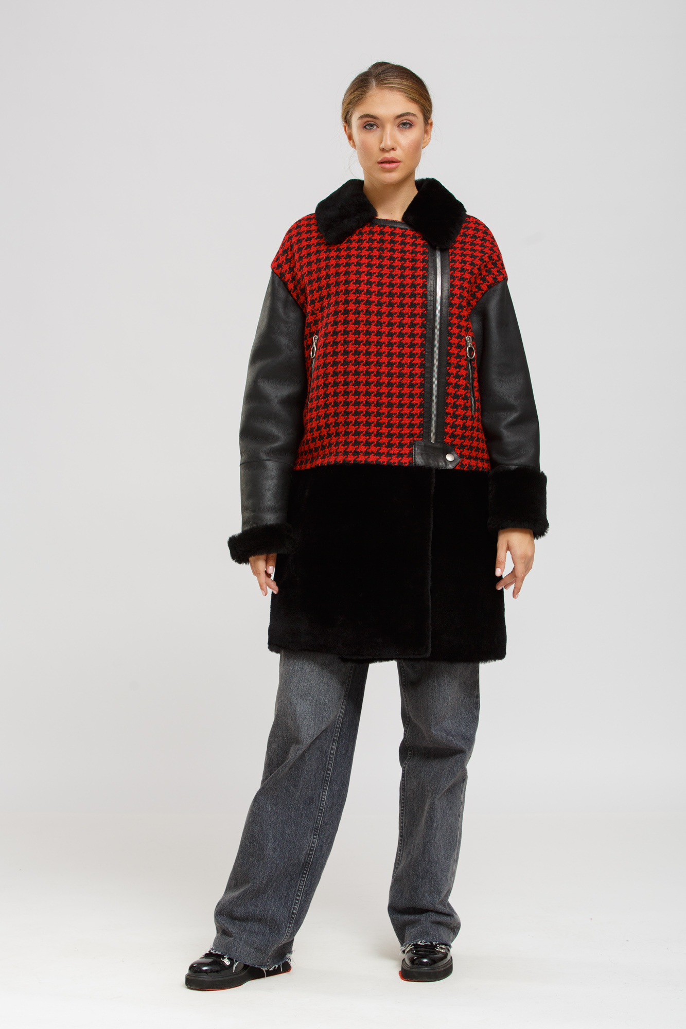 

Куртка - дубленка NEBRASKA  Красный с черным (20-00066, Куртка - дубленка NEBRASKA 38 Красный с черным (20-00066)