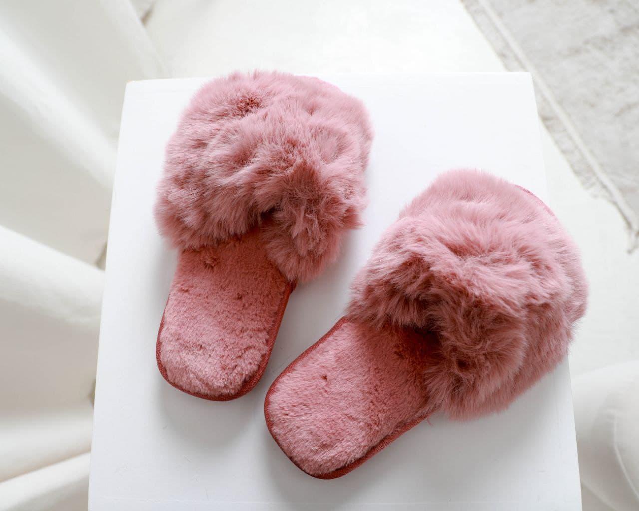 

Женские зимние тапочки комнатные теплые мягкие плюшевые для ношения дома цвет пудра 40 - 41