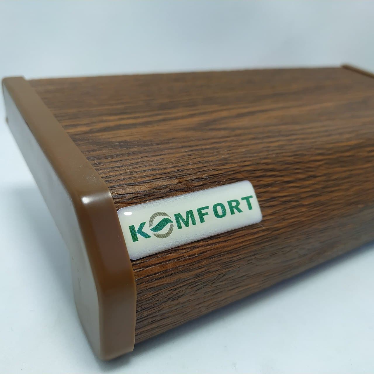 

Підвіконня Danke Komfort 1000х600мм Горіх