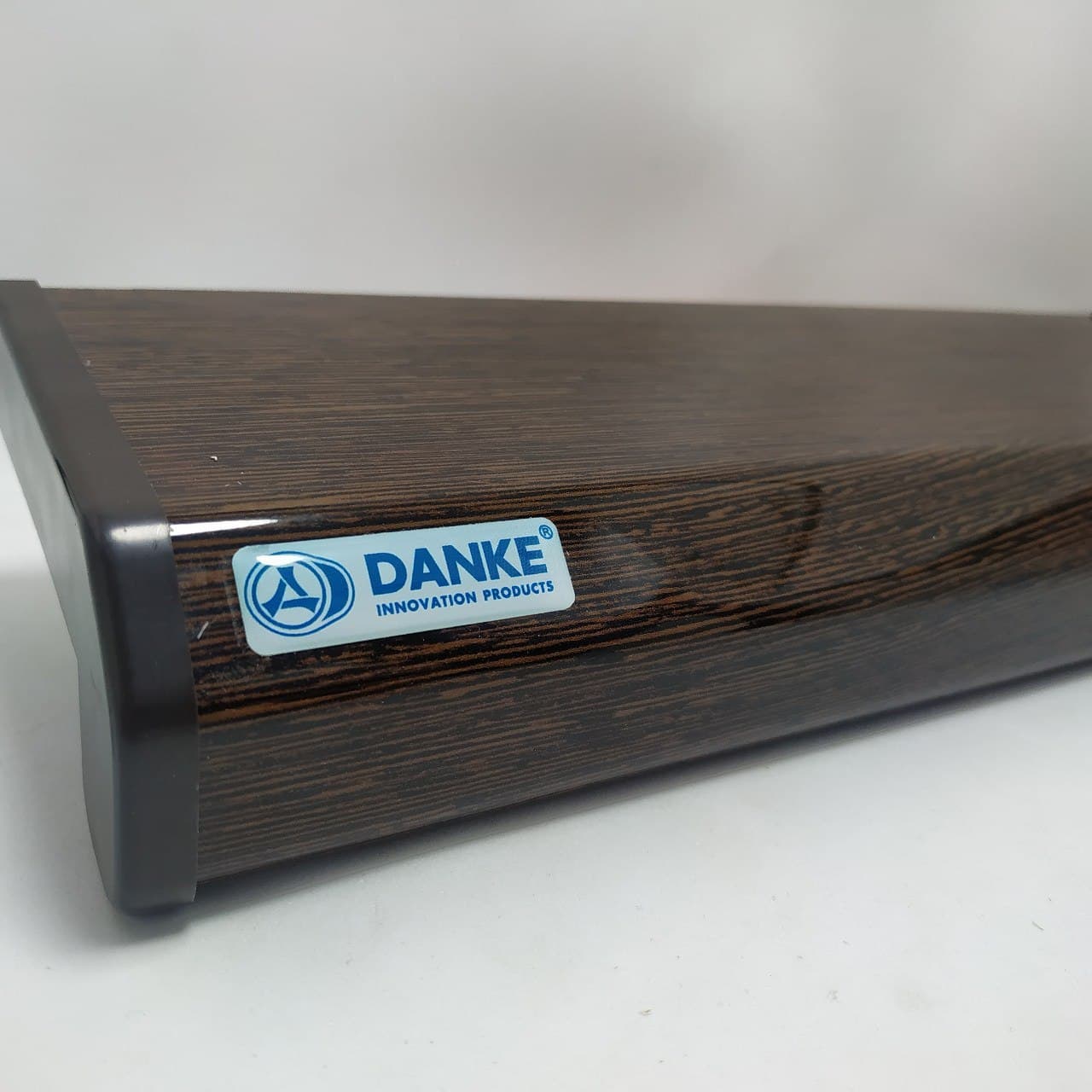 

Підвіконня Danke Premium Wenge 1000х400мм Венге