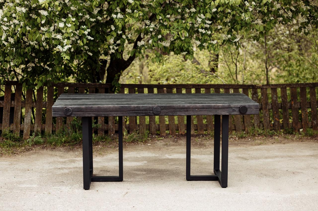 

Стол в гостиную Hygge design Vulcan 195х95х80 черный