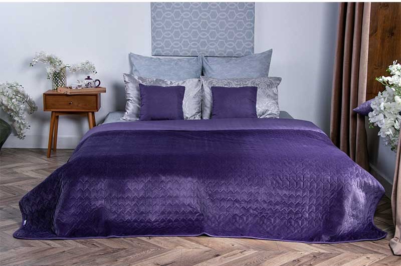 

Покрывало двухстороннее Руно VeLour Фиолетовое 220 х 240 см (330.55_Violet)