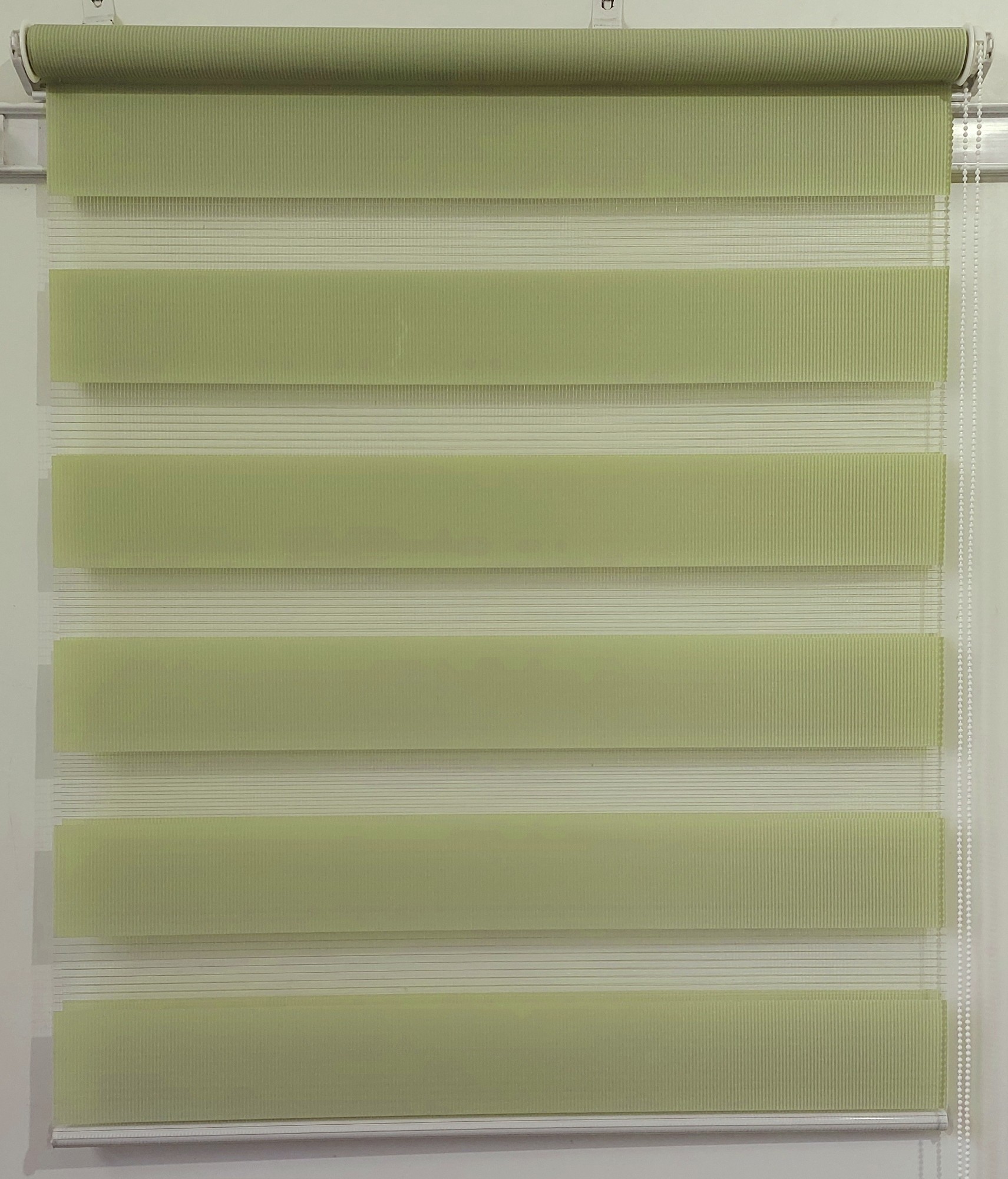 

Рулонная штора Miranda День-ночь ВН-03 67,5*160 см Светло-зелёный