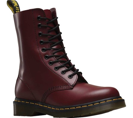 

Женские ботинки Dr. Martens 1490 10-Eyelet Boot Cherry Red Smooth Leather 36