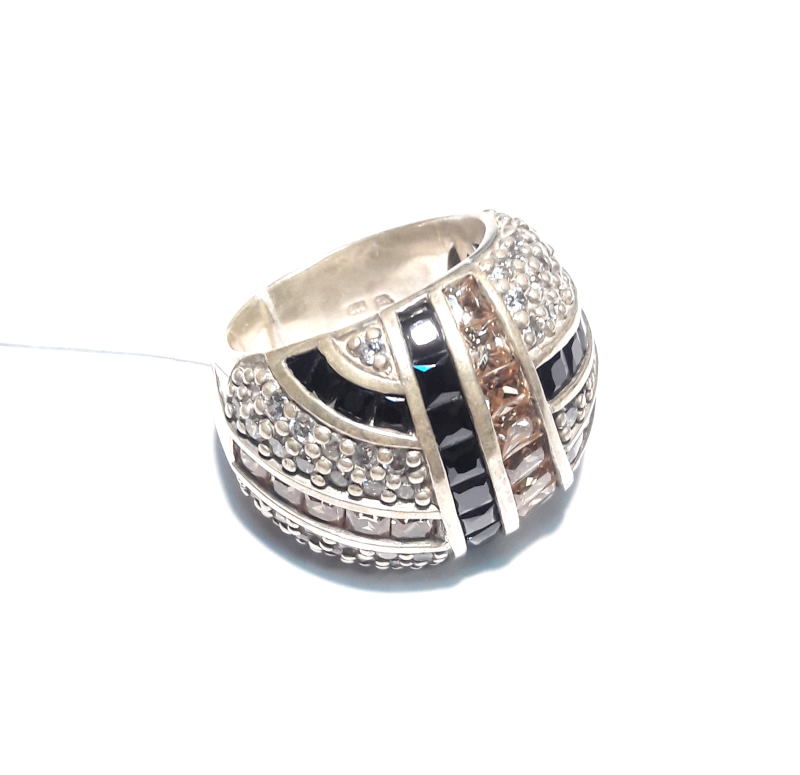 

Кольцо Thomas Sabo TR1548-1-310-58