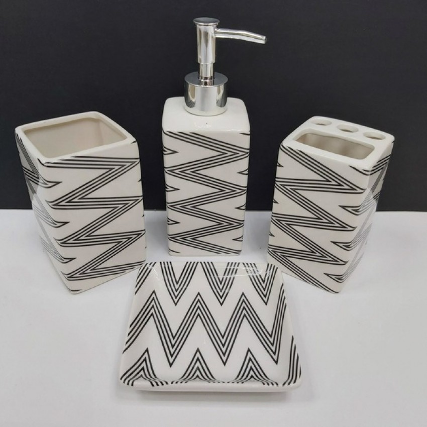 

Набор аксессуаров для ванной комнаты 4 предмета "Зигзаг" 00595 TD