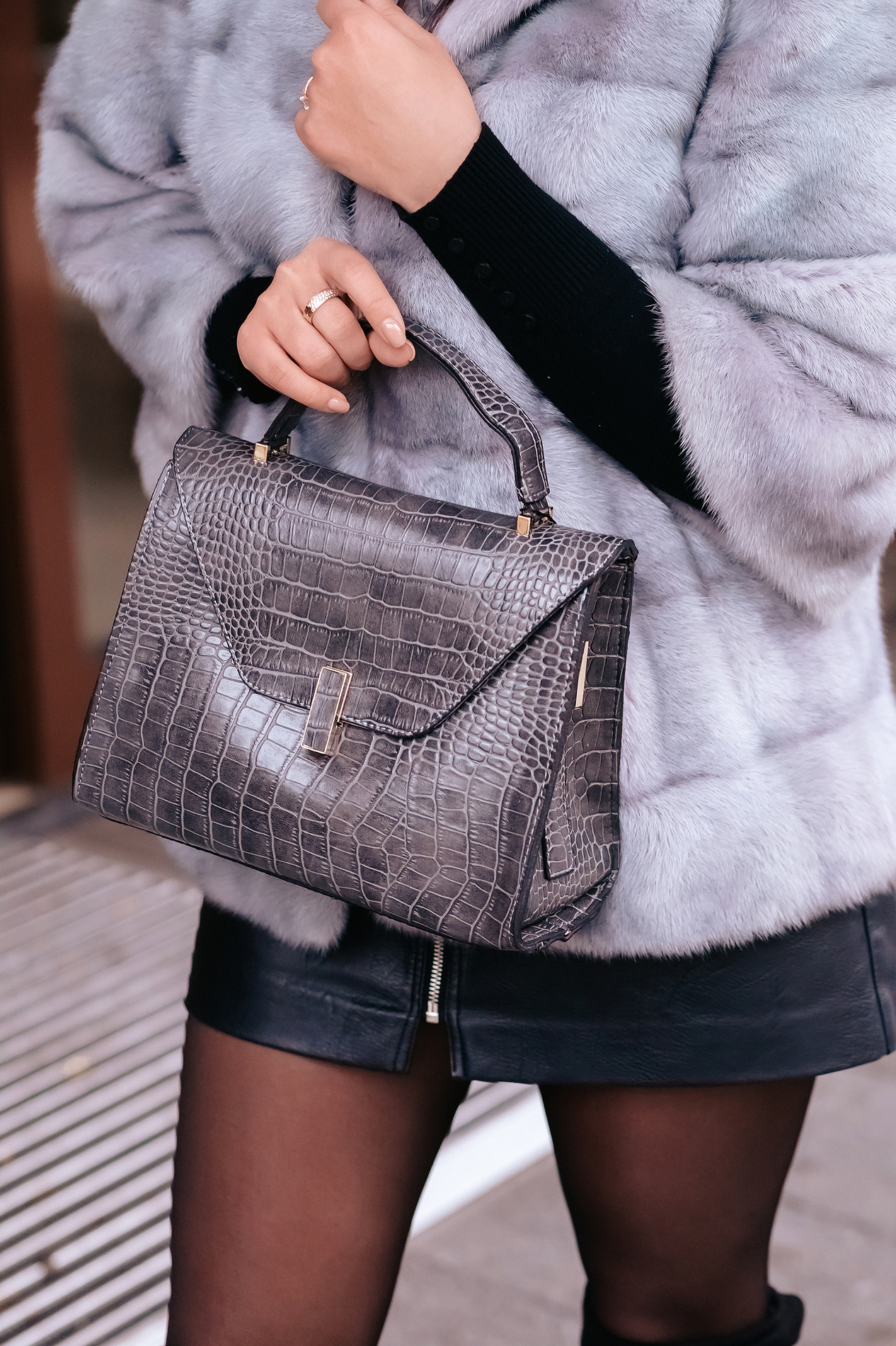 

Женская сумка Jessica серая эко-кожа с тиснением - Astory Designer Bags (JessKram00023-00026)