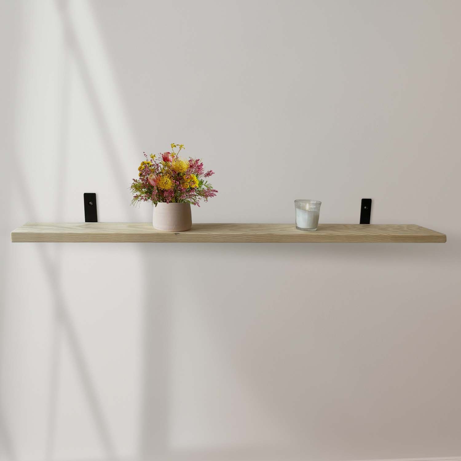 

Деревянная настенная полка сосна HomeDeco 125х20х1000 Без покраски