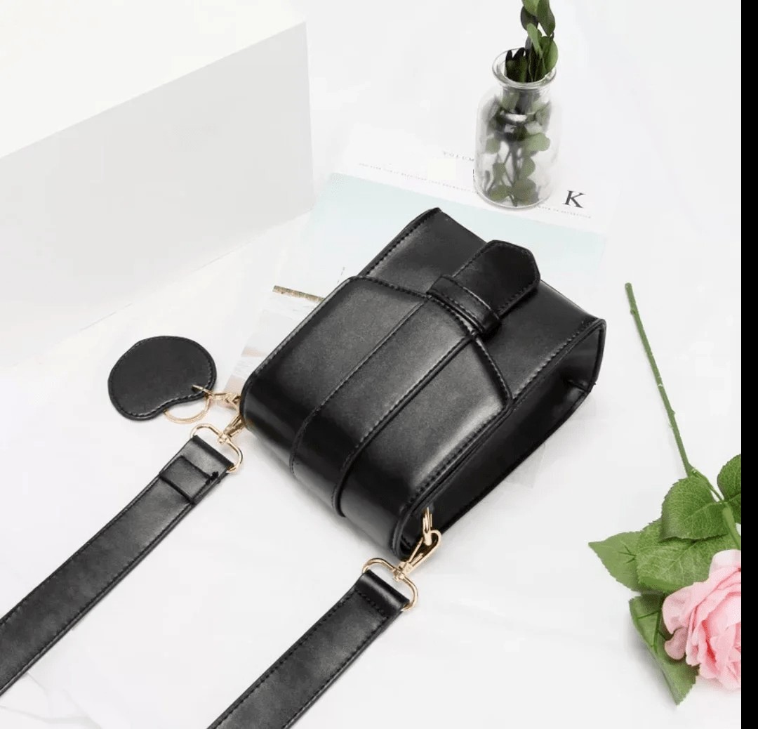 

Женская сумка Taoubag через плечо маленькая черная (1088-black)