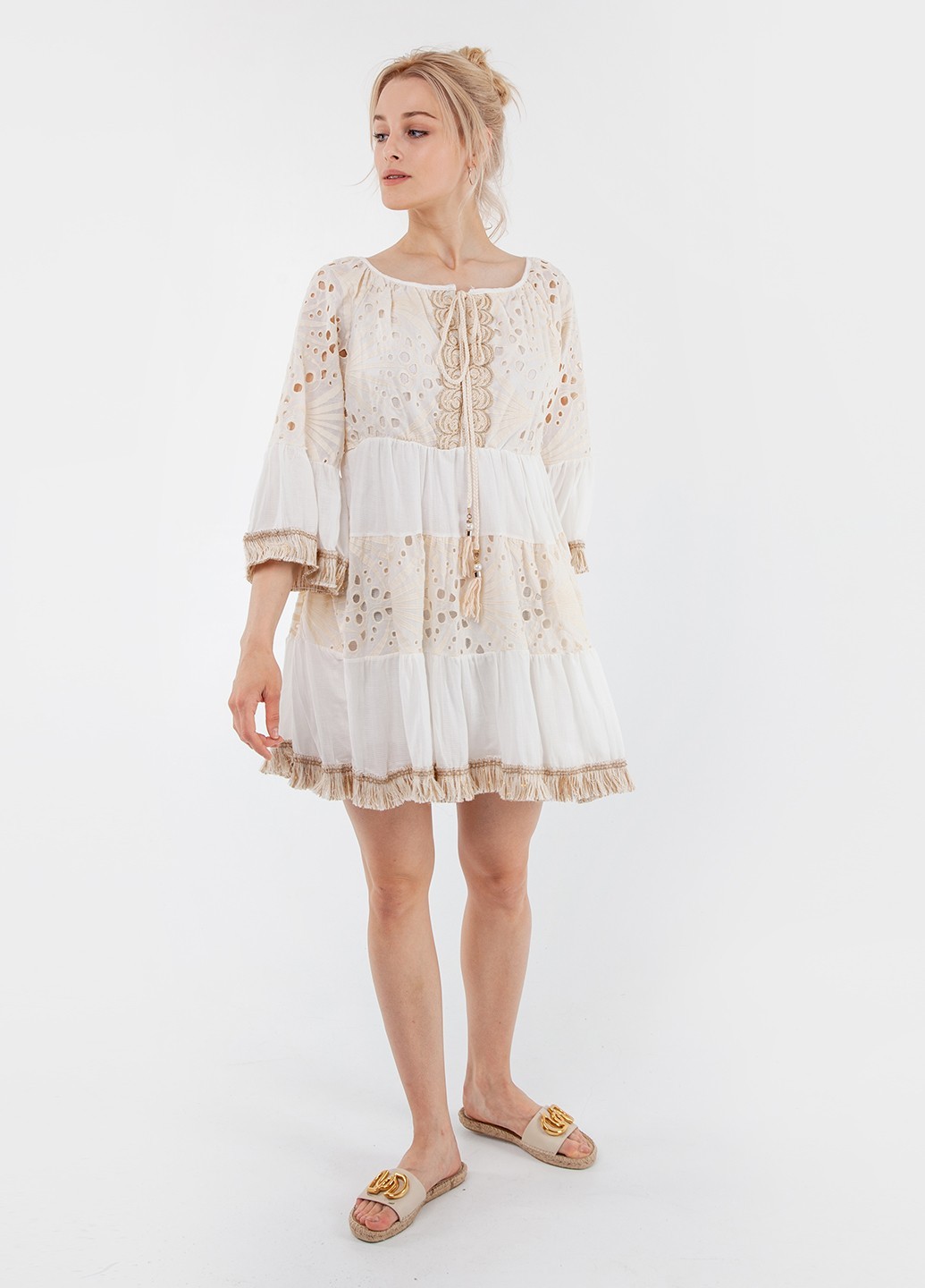 

Платье Kristina Mamedova бежевое SPM2131 OS