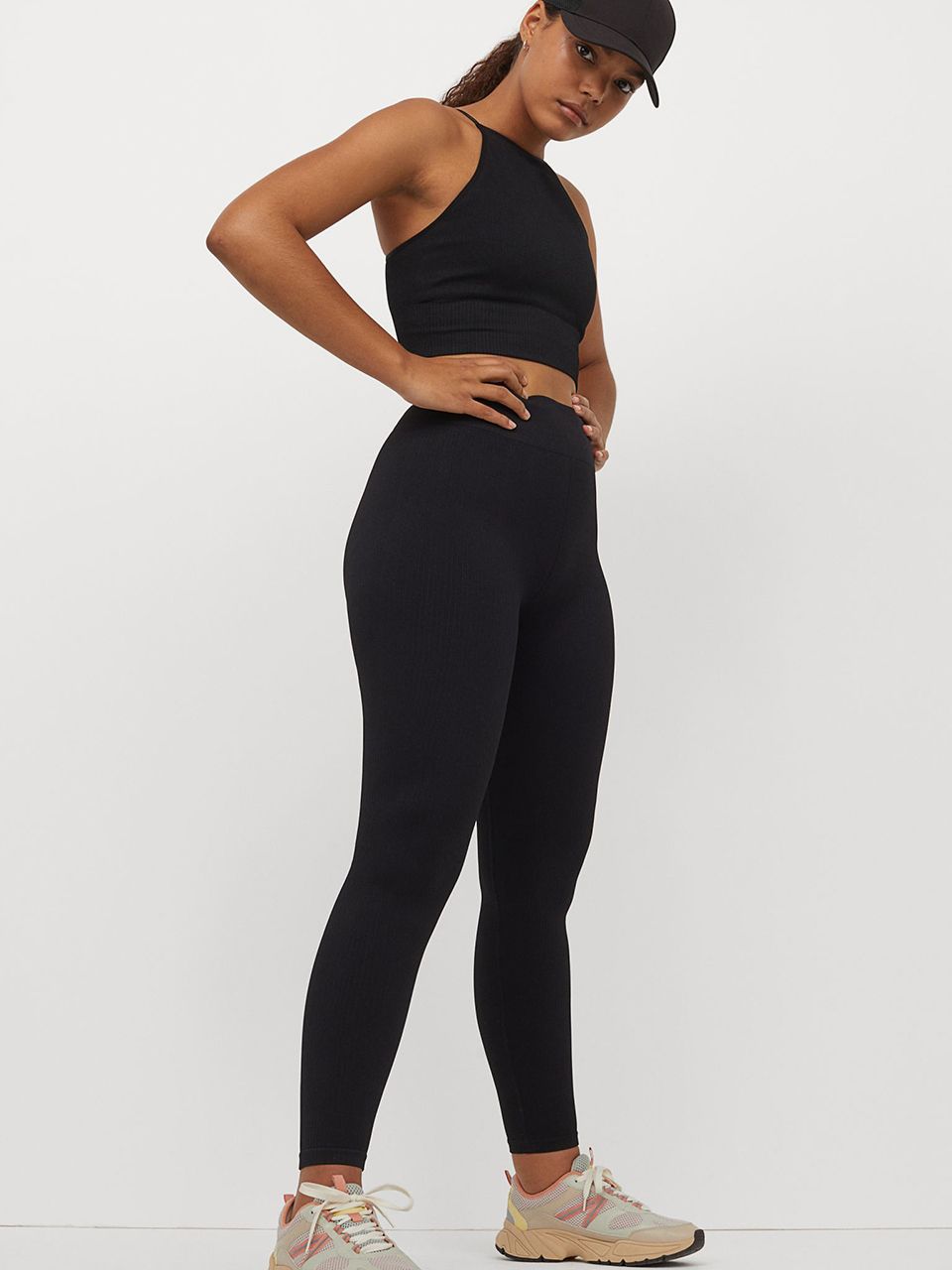 

Спортивные леггинсы H&M 924722002b36 S Черные