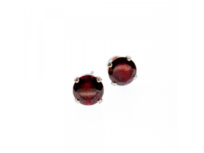 

Серебряные серьги-гвоздики с гранатом Натуральный Sky Jewelry 003393