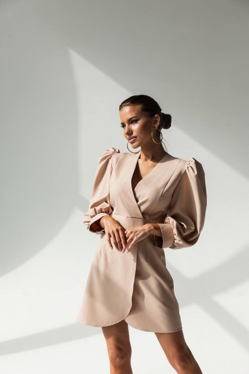 

Бежевое платье до колена FashionYouWant S бежевый 43451246