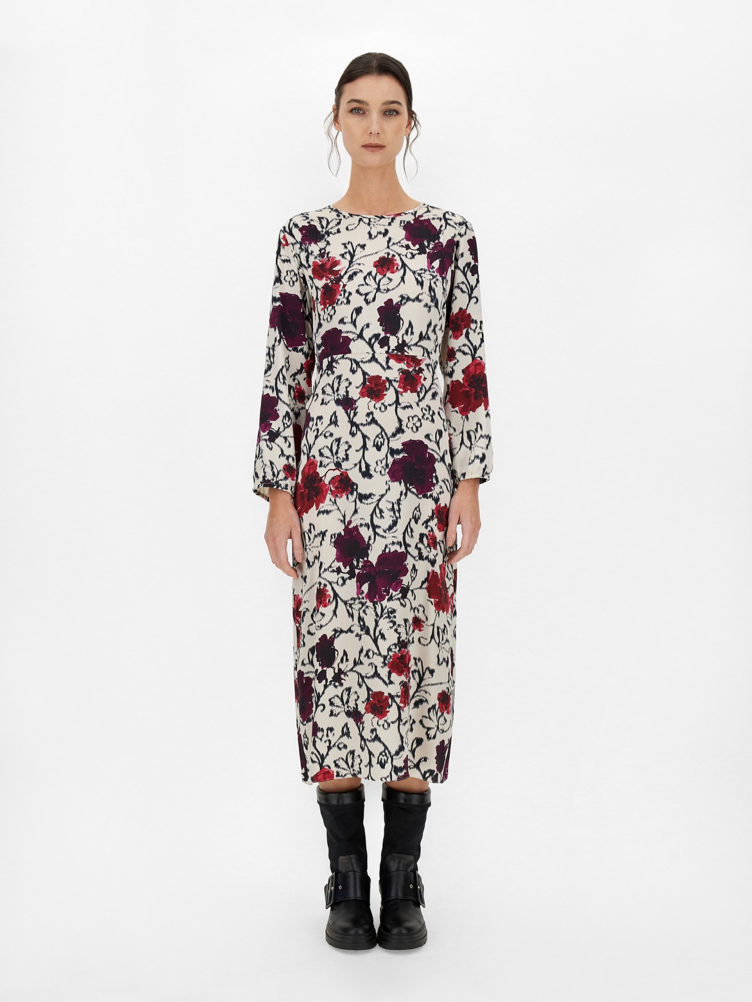 

Платье MaxMara  Белое 92262919600, Платье MaxMara 42 Белое 92262919600
