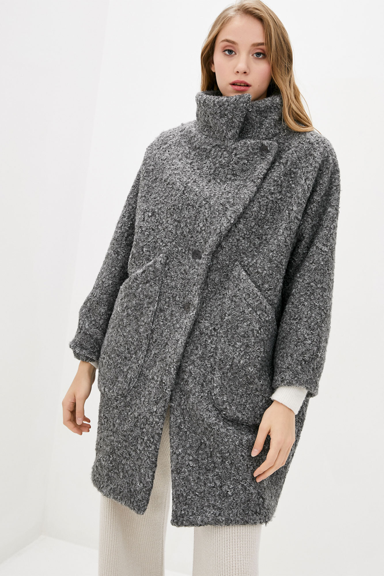 

Манто Garne 271806 2XL/3XL Серый