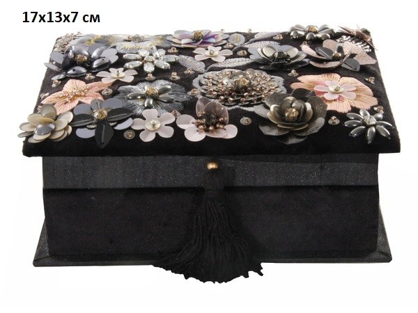 

Шкатулка для хранения декоративная Shishi "Украшенная цветами" 17х13х7 см черная