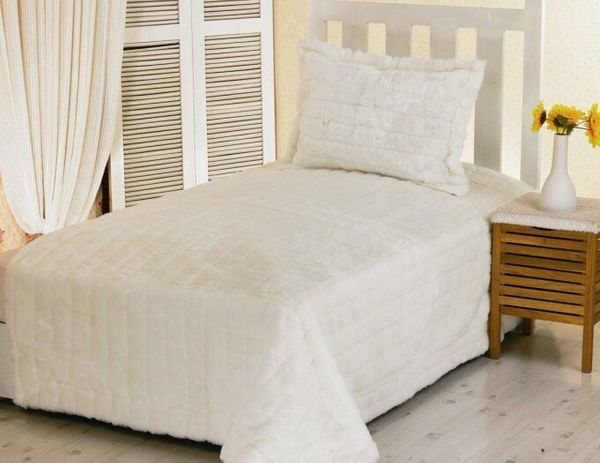 

Покрывало Le Vele Kurk White 150x250 см