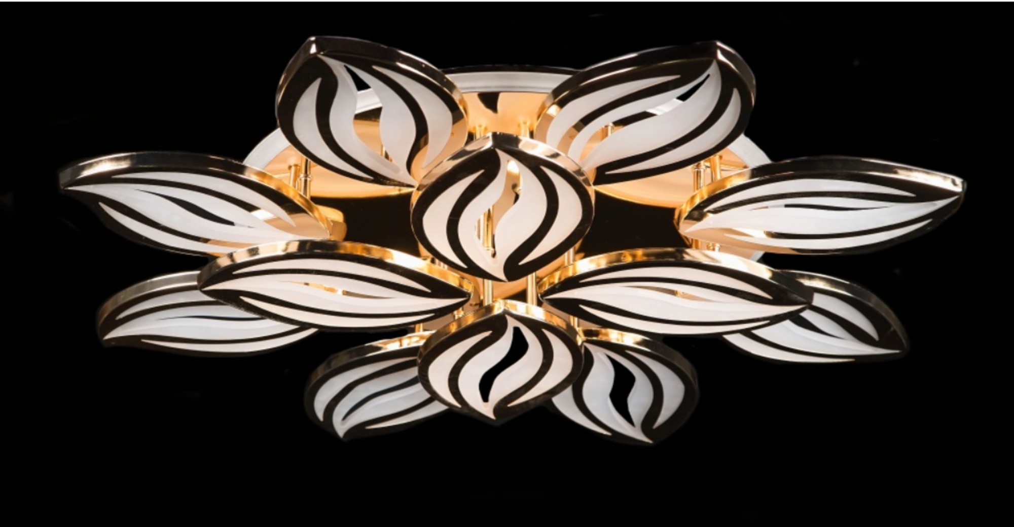 

Люстра светодиодная S.RAY Лепестки-12К с пультом 360Вт Золото