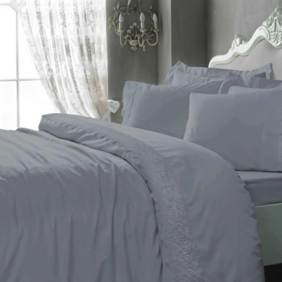 

Постельное белье Tivolyo Home делюкс сатин с гипюром семейный Elegant (серое)