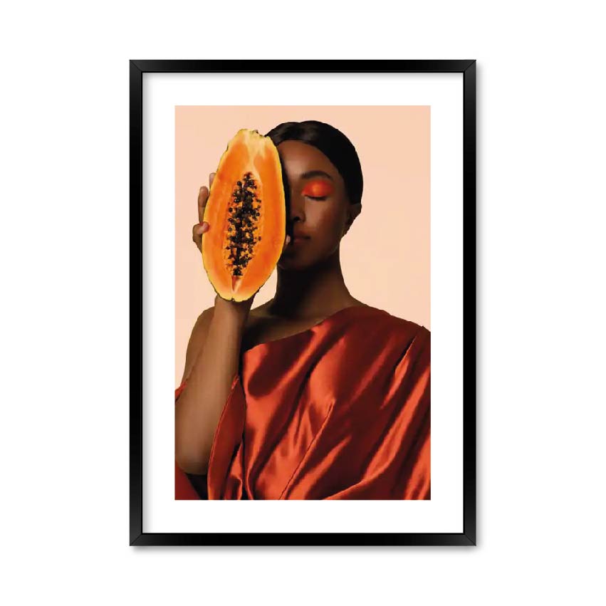 

Постер "Девушка папайя" с антибликовым стеклом 42 x 59.4 см в чёрной рамке
