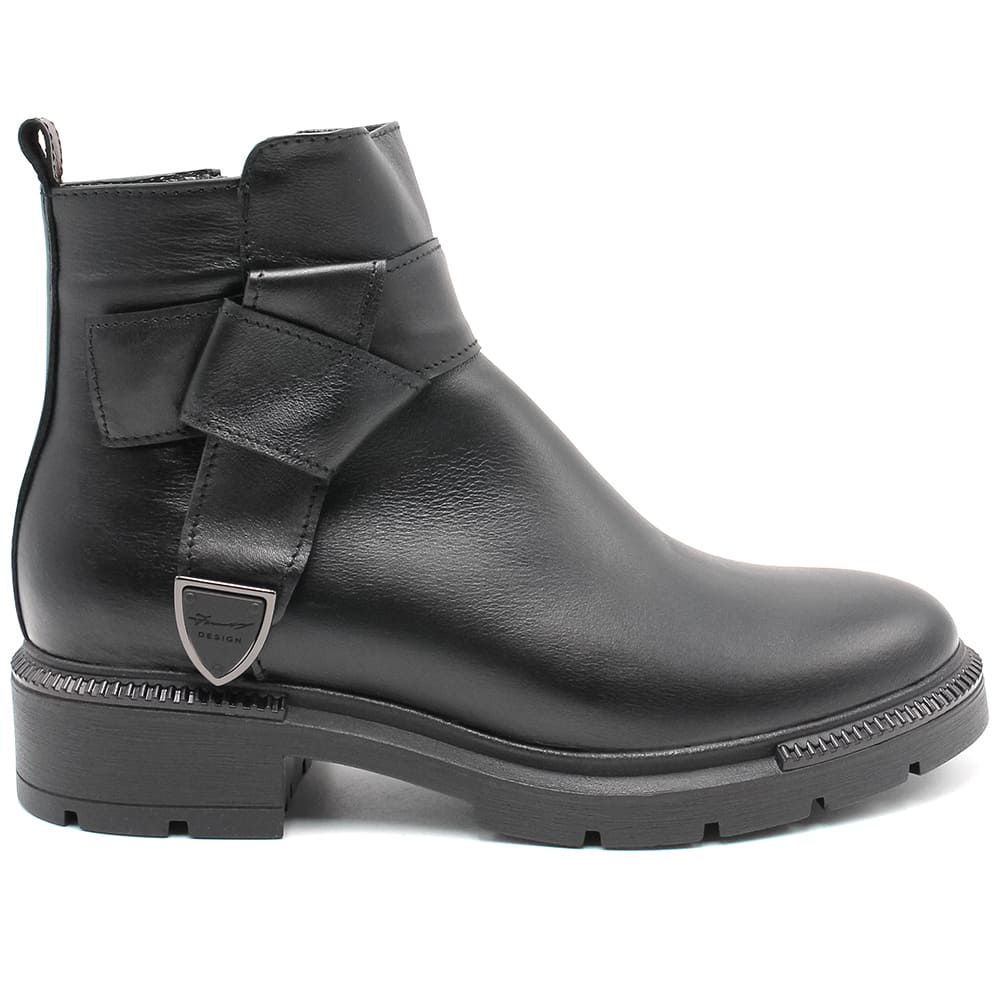 

Женские ботинки OLEVIT 2227 (40р)