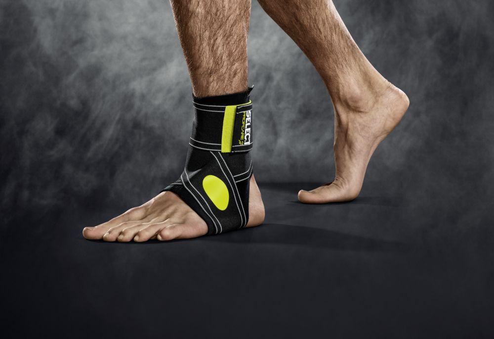 

Бандаж на гомілкостоп SELECT Ankle support 2-parts XS