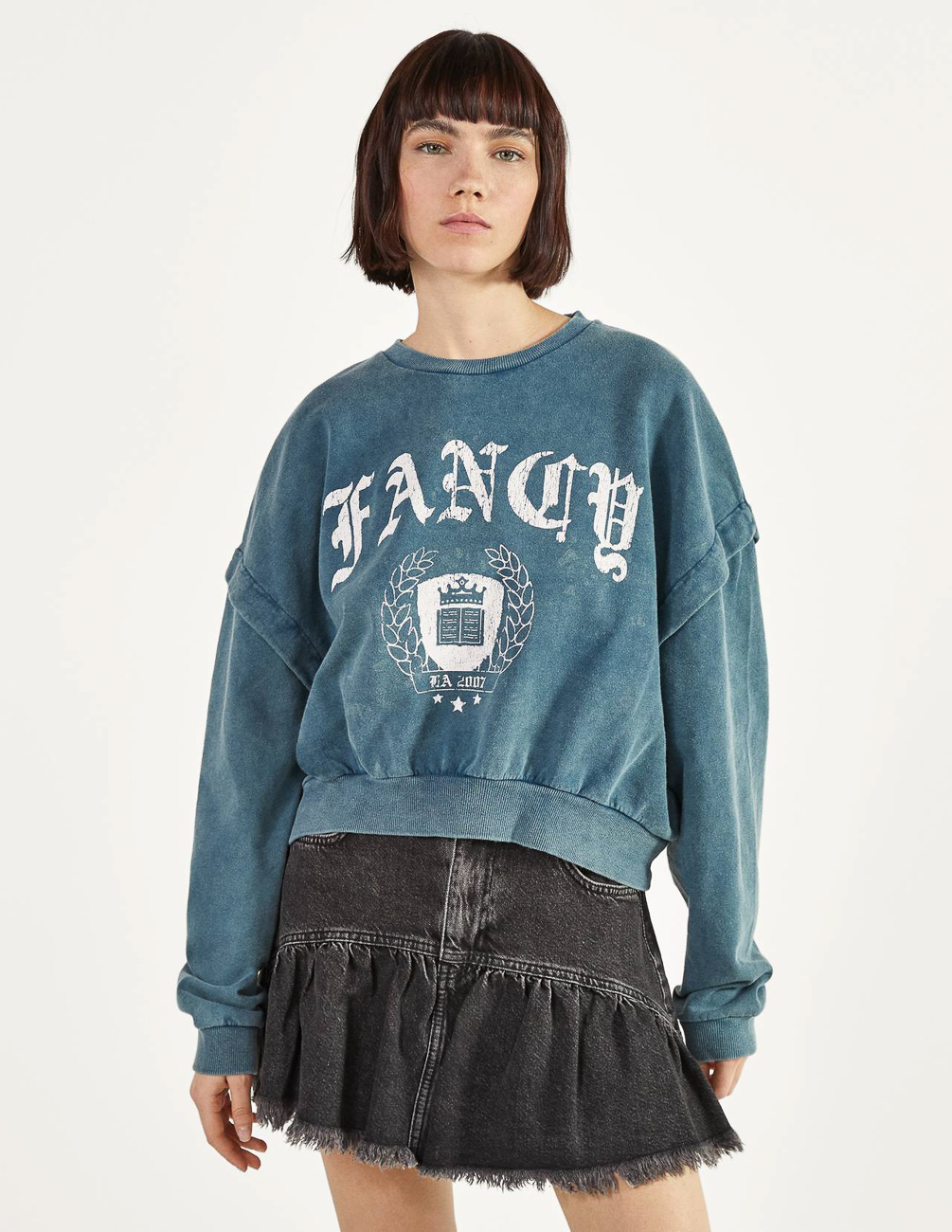 

Свитшот Bershka Ж1076812 (1676/813/564) цвет зеленый M
