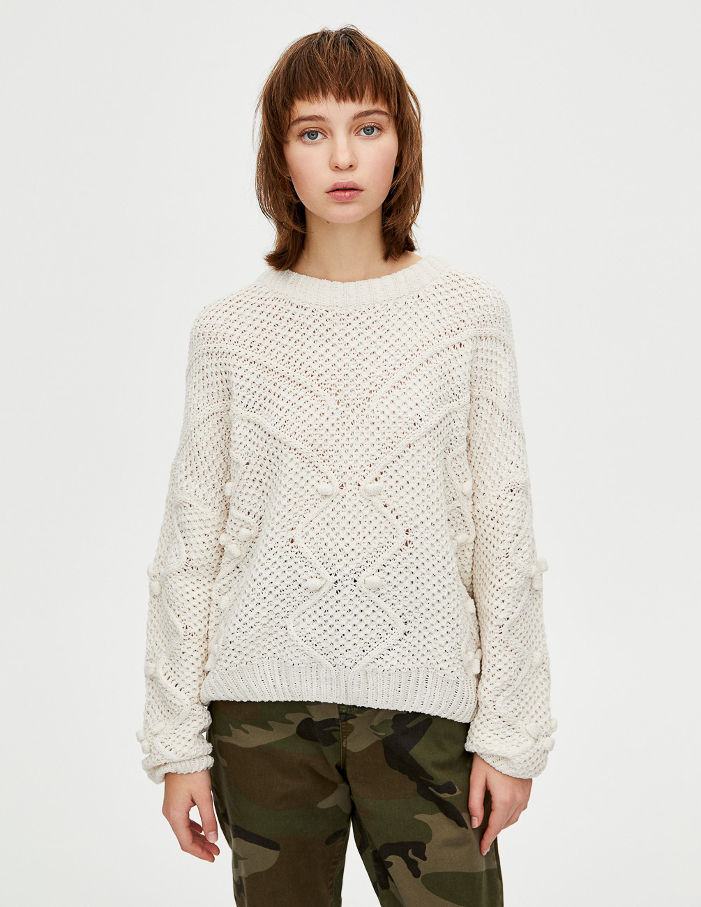 

Свитер PULL & BEAR Ж1076619 (5558/308/712) цвет белый M