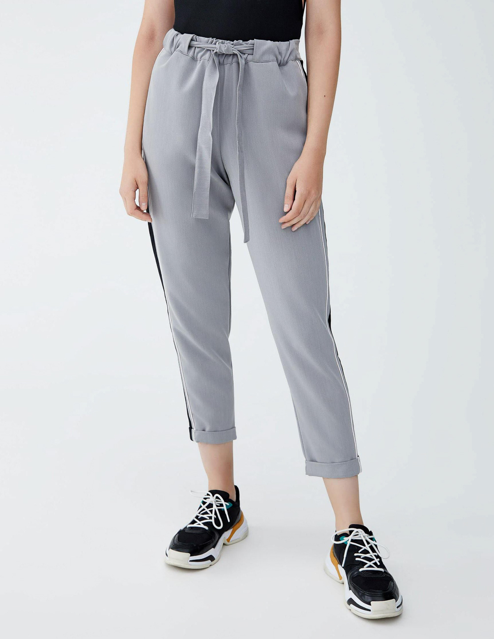 

Брюки PULL & BEAR Ж1071675 (9680/350/802) цвет серый, Брюки PULL & BEAR Ж1071675 (9680/350/802) цвет серый S